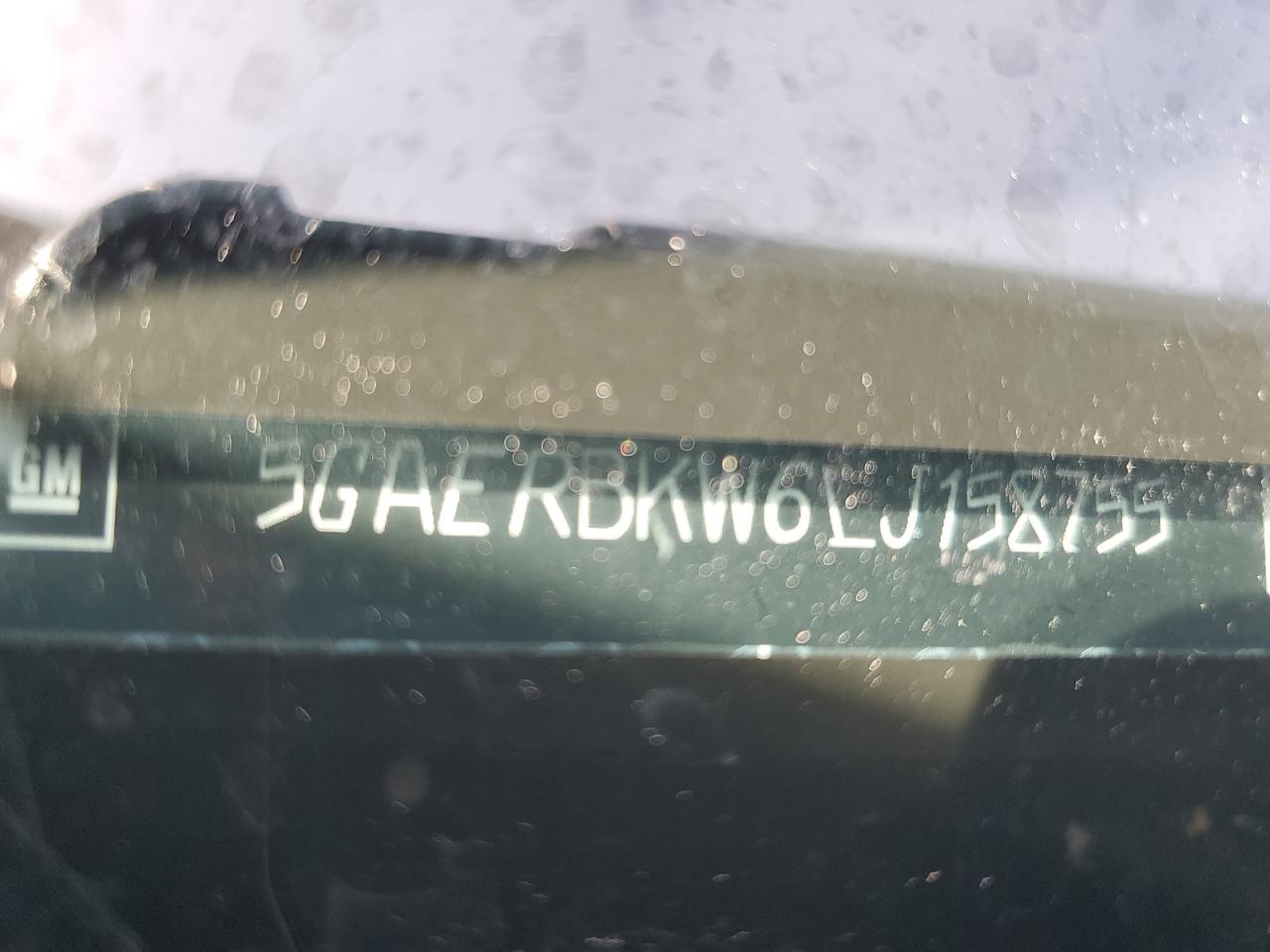 BUICK ENCLAVE ESSENCE