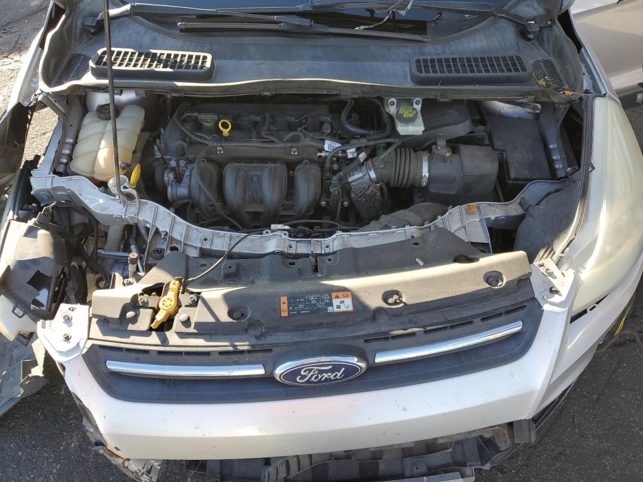 FORD ESCAPE SE