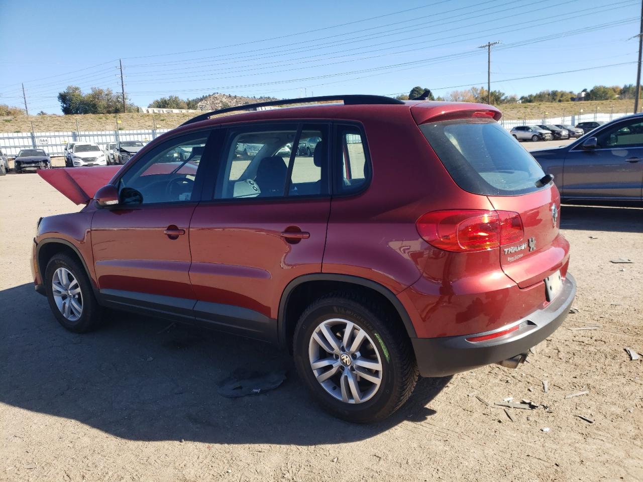 VOLKSWAGEN TIGUAN S