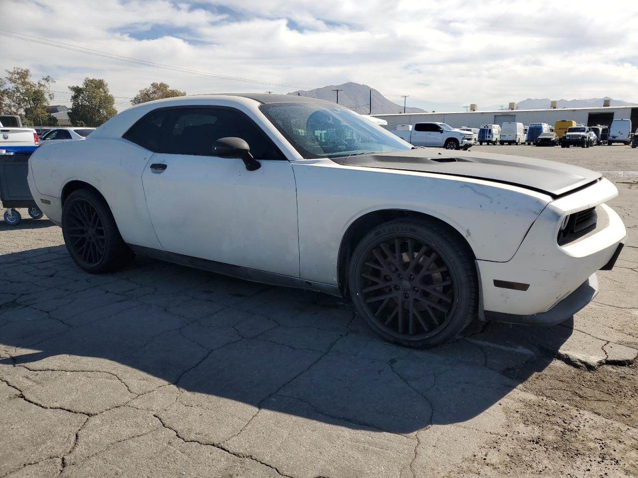 DODGE CHALLENGER SXT