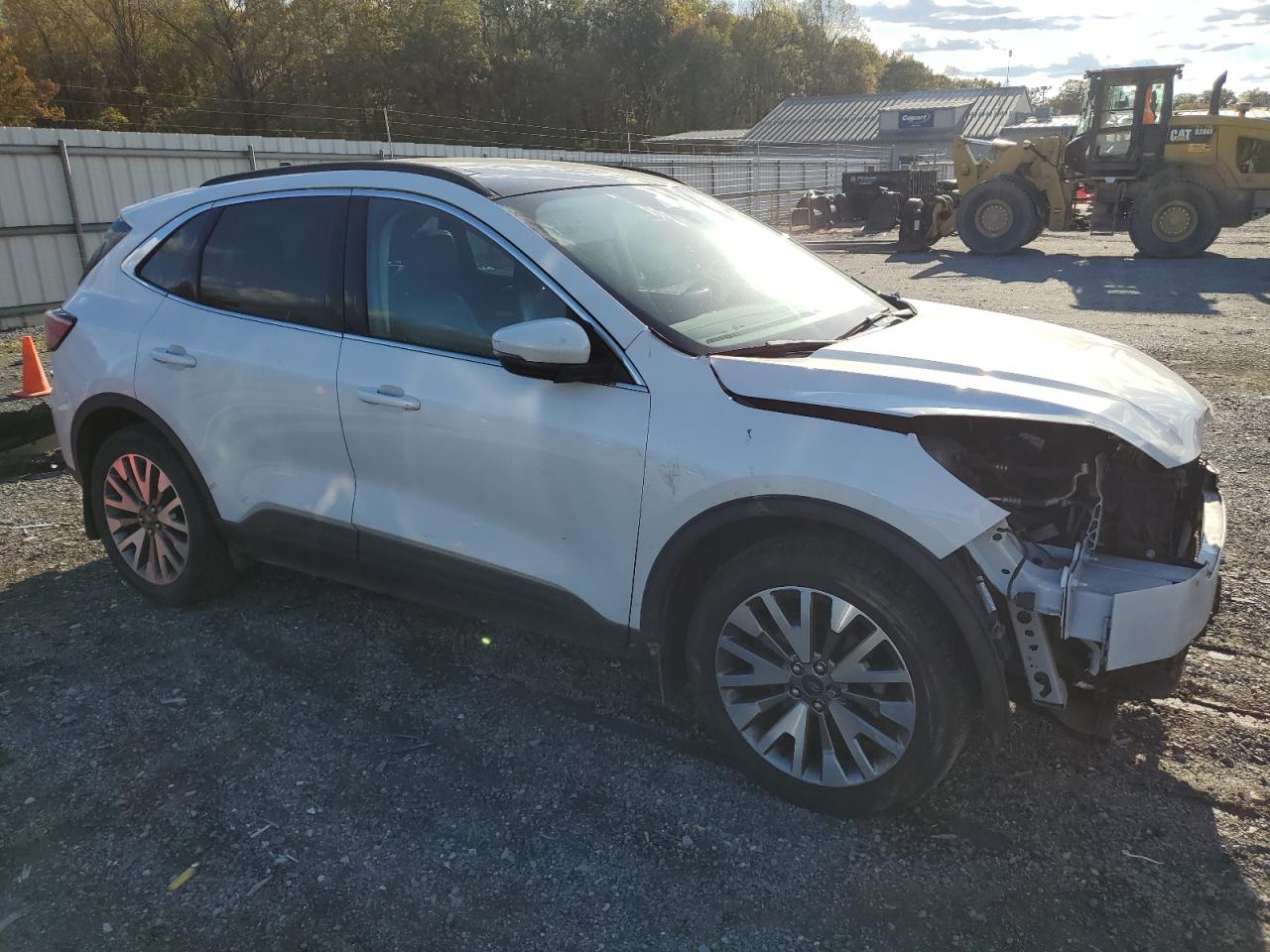 FORD ESCAPE TITANIUM