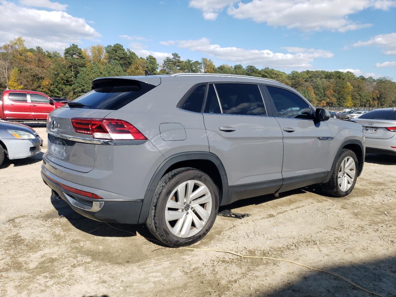 VOLKSWAGEN ATLAS SE