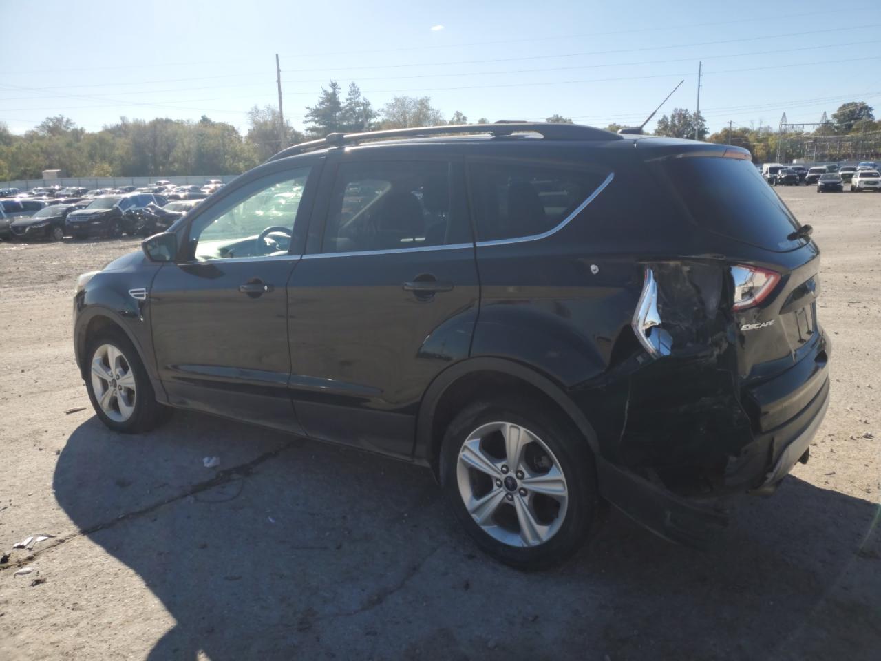 FORD ESCAPE SE