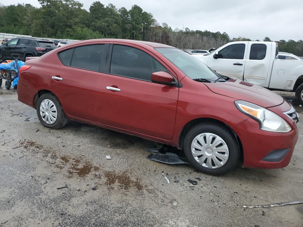 NISSAN VERSA S