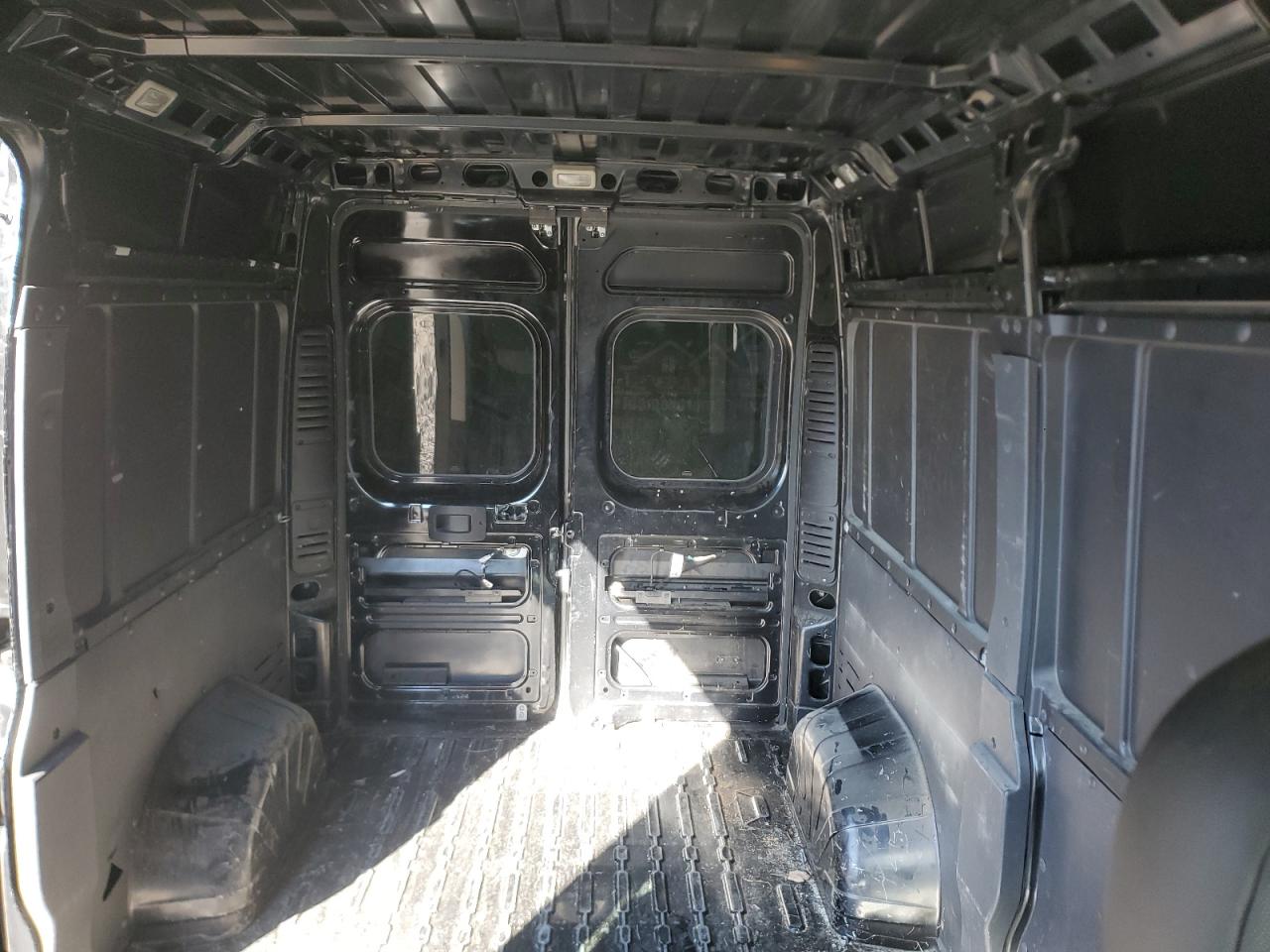 RAM PROMASTER 1500 HIGH