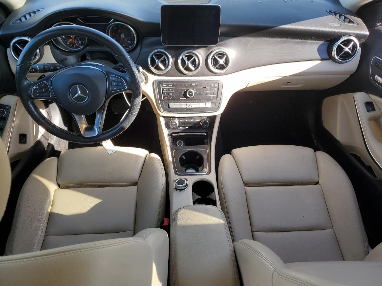 MERCEDES-BENZ GLA-CLASS 250