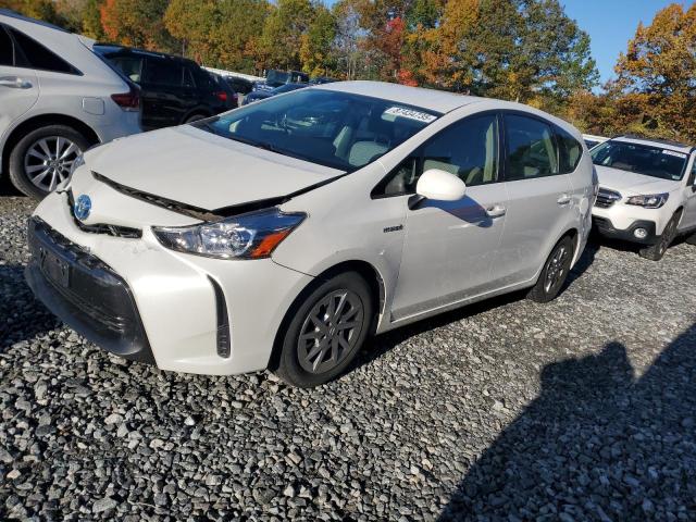 TOYOTA PRIUS V