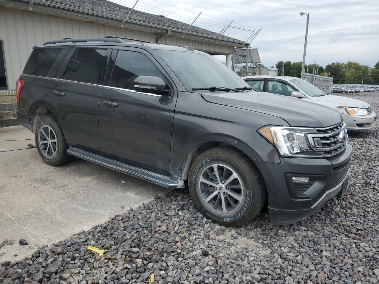 FORD EXPEDITION XLT