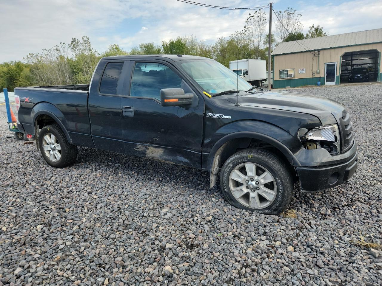 FORD F-150 SUPER CAB