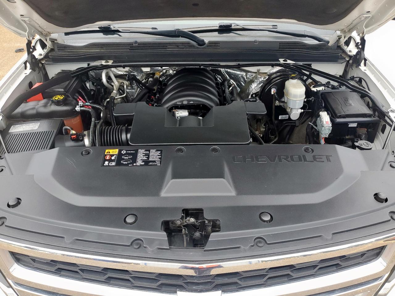 CHEVROLET SUBURBAN C1500 LT