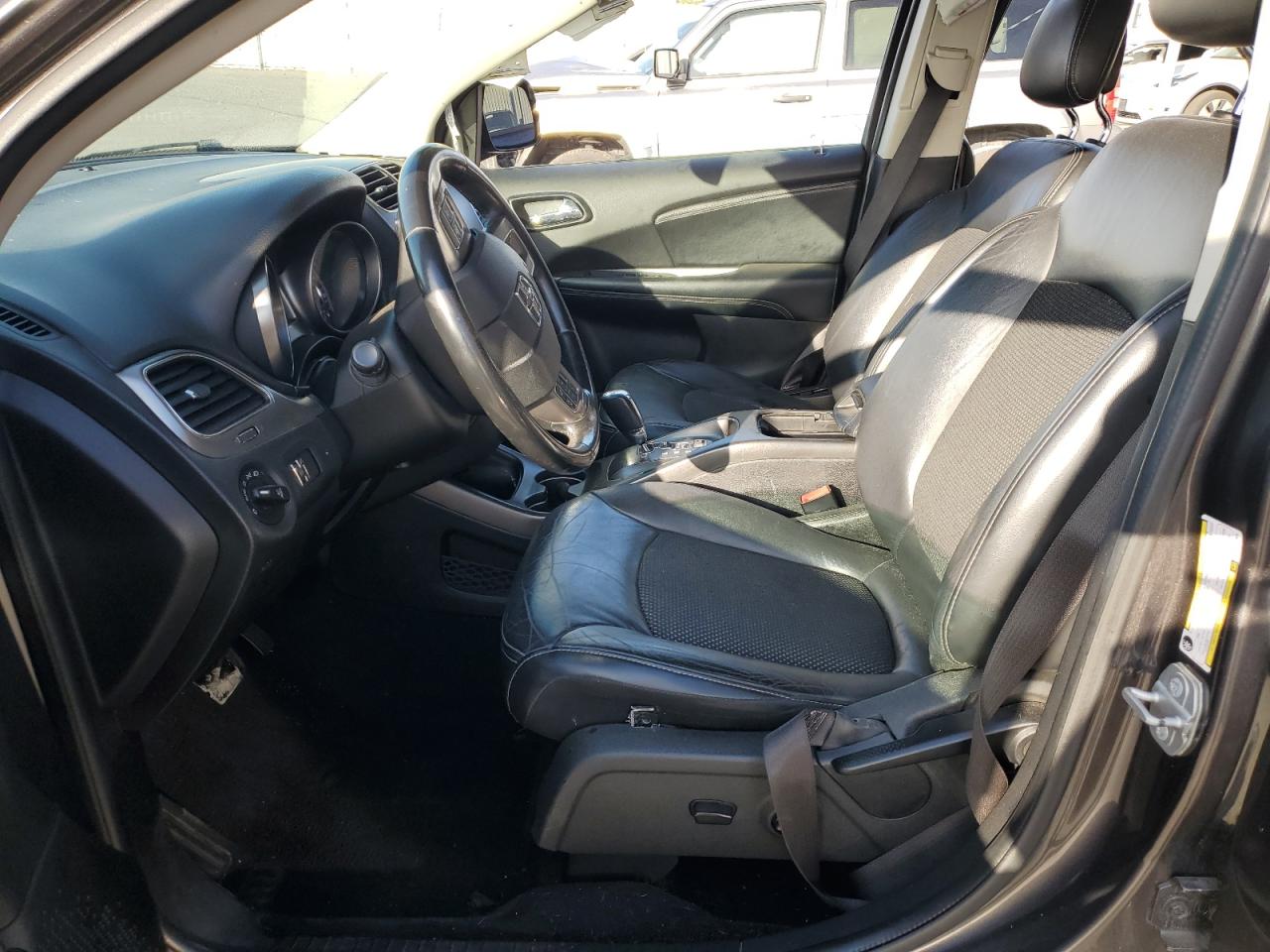 DODGE JOURNEY CROSSROAD