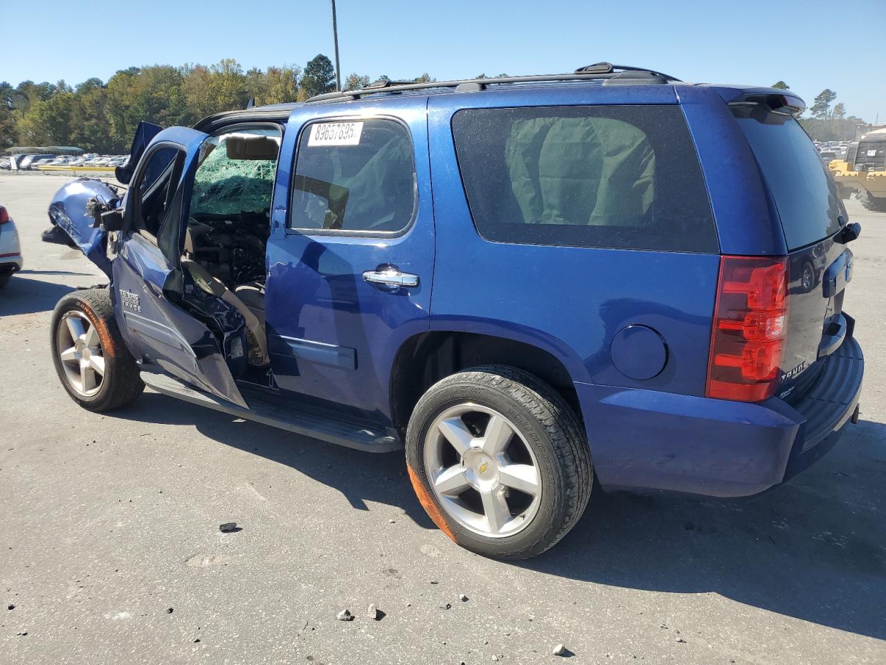CHEVROLET TAHOE C1500 LS