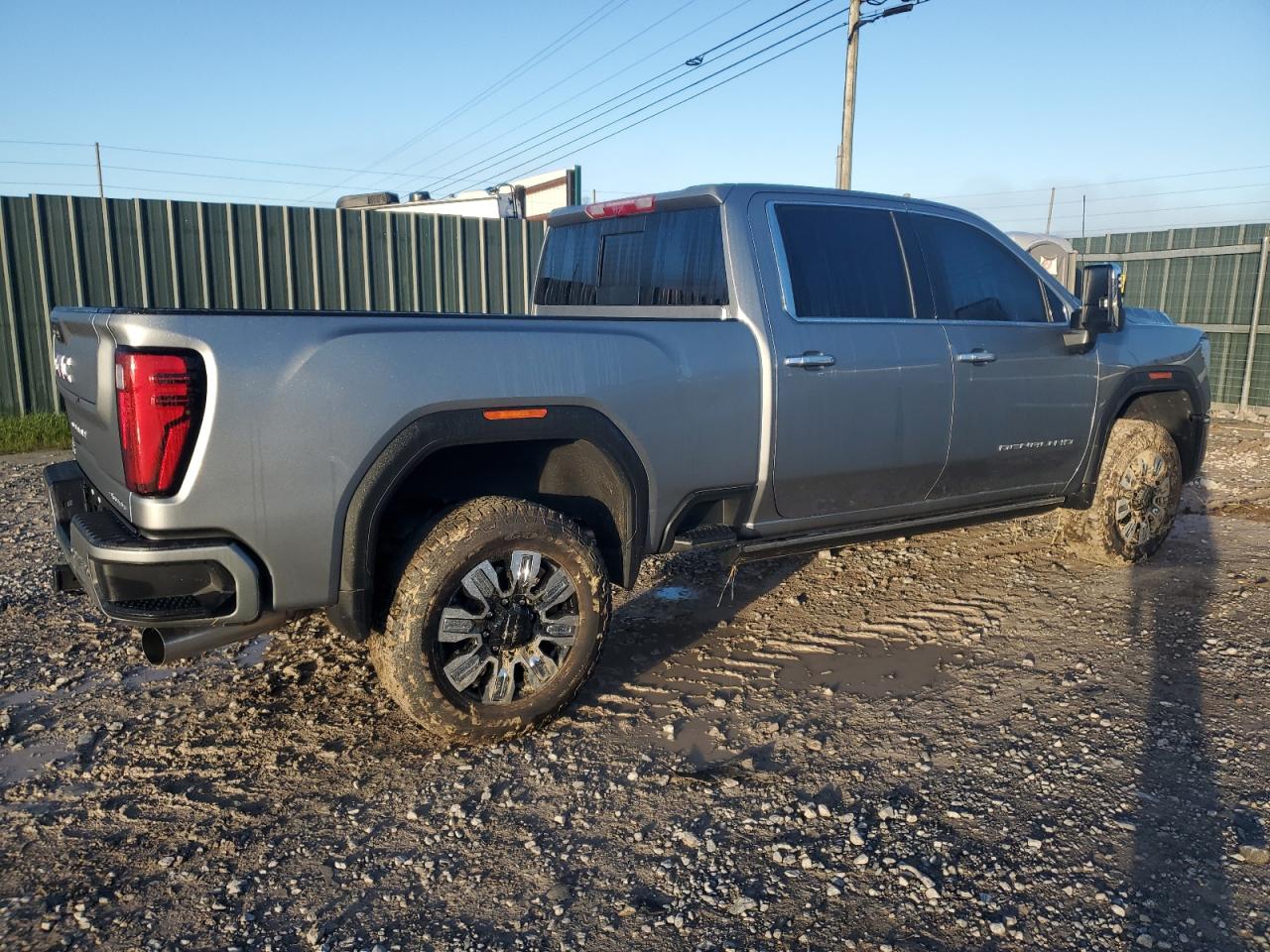 GMC SIERRA K3500 DENALI