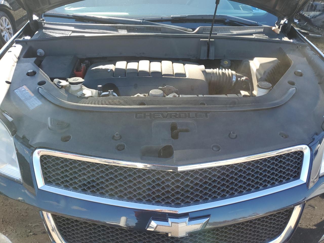 CHEVROLET TRAVERSE LS