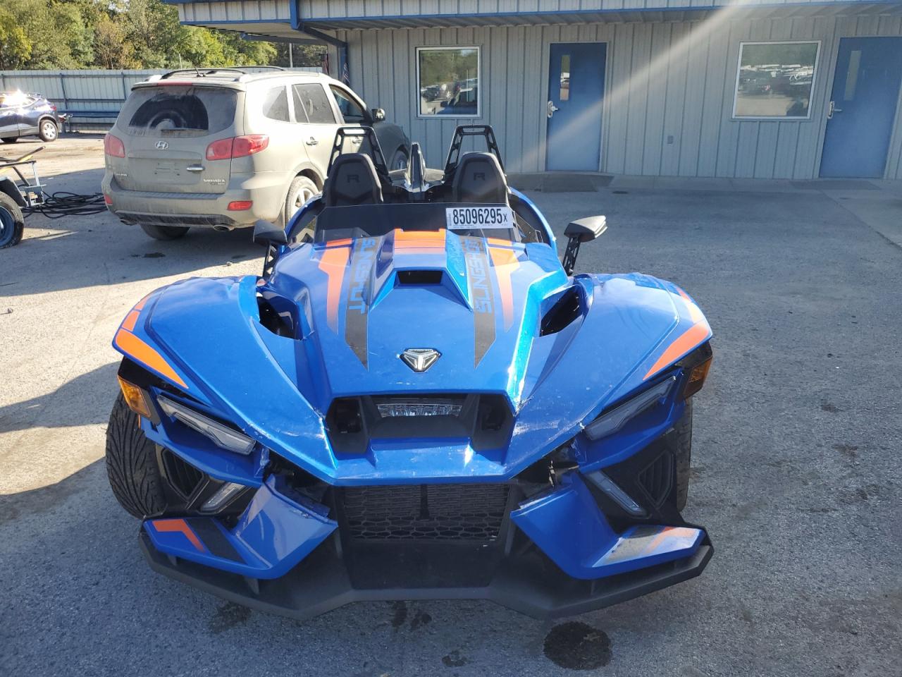 Lot #3301893423 2024 POLARIS SLINGSHOT