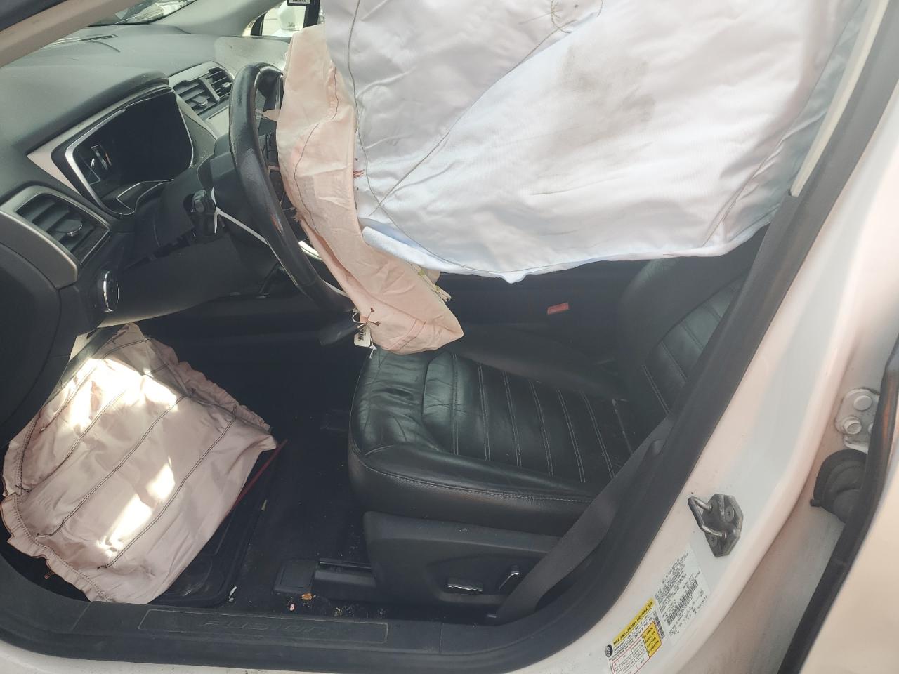 FORD FUSION SE HYBRID