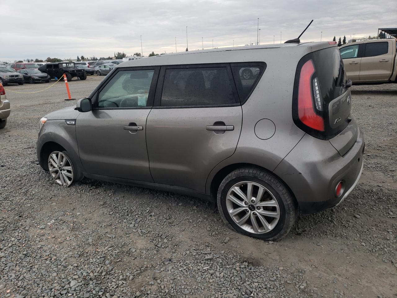 KIA SOUL +