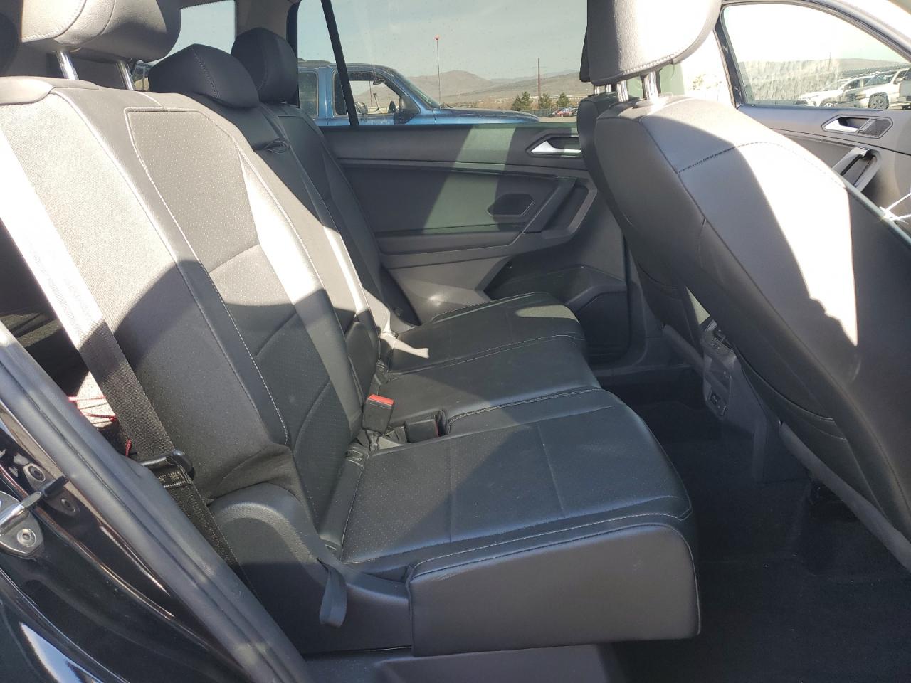 VOLKSWAGEN TIGUAN SE