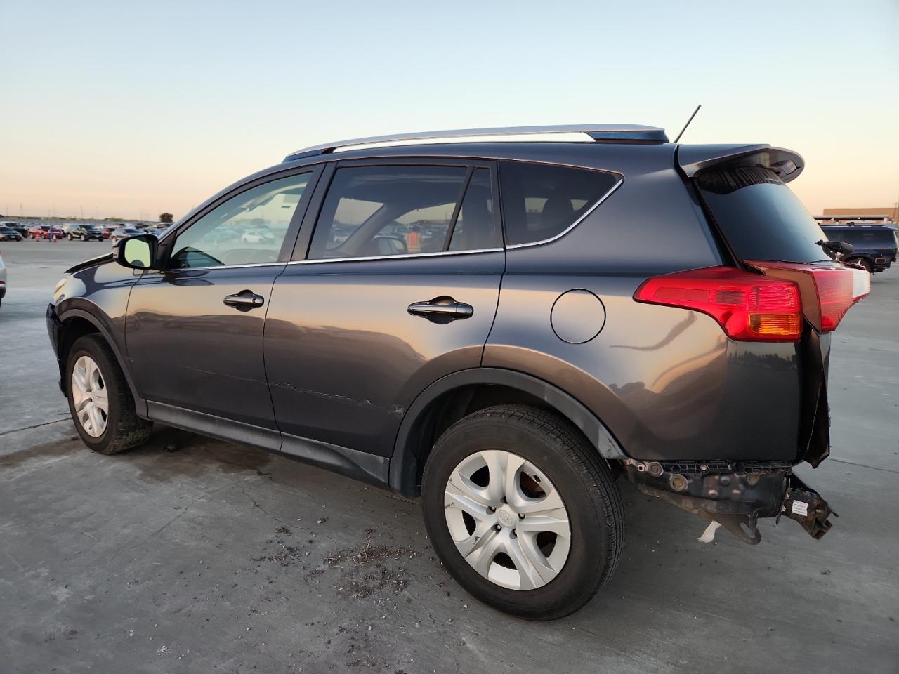 TOYOTA RAV4 LE