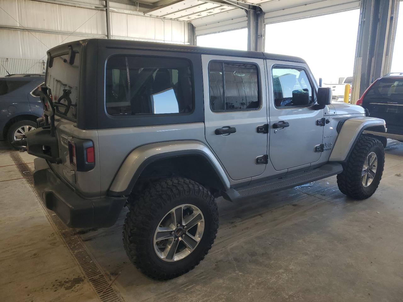 JEEP WRANGLER SAHARA