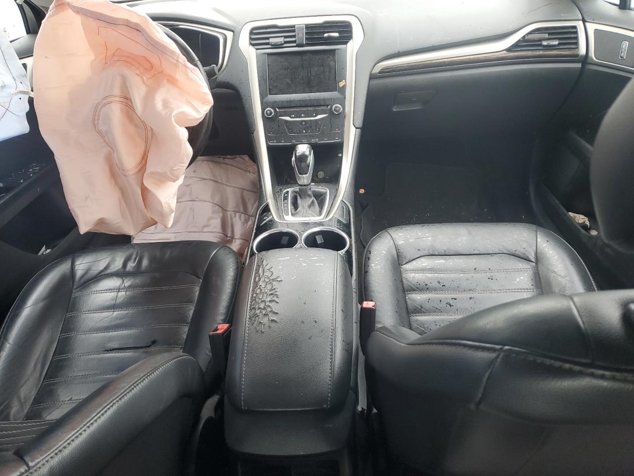 FORD FUSION SE HYBRID