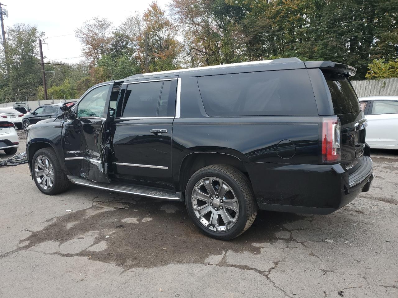 GMC YUKON DENALI