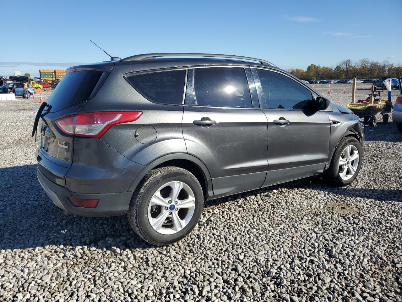 FORD ESCAPE SE