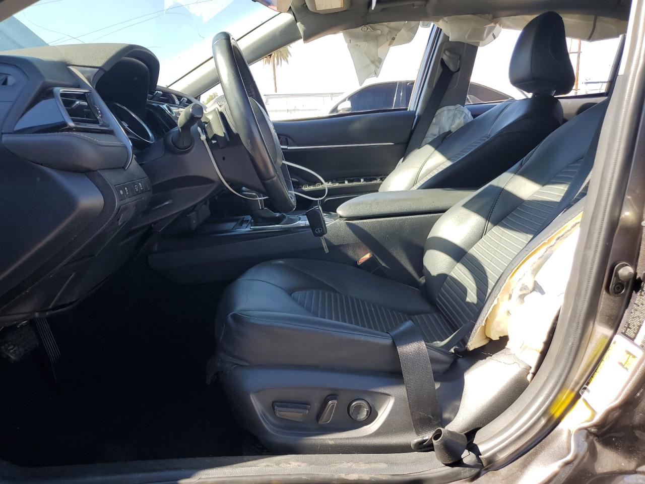 Lot #3305319308 2020 TOYOTA CAMRY SE