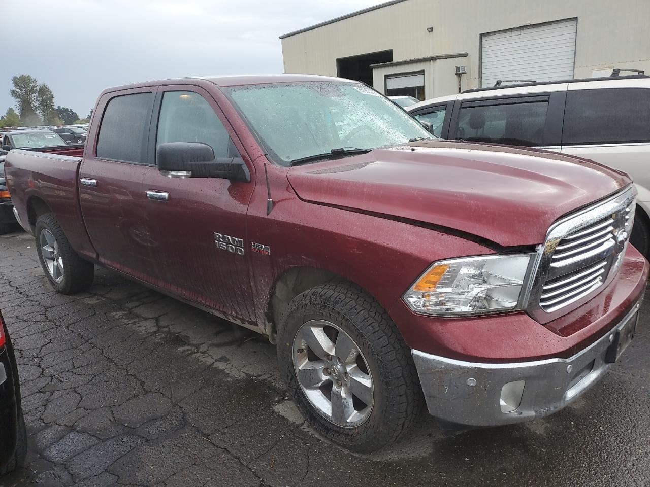 RAM 1500 SLT