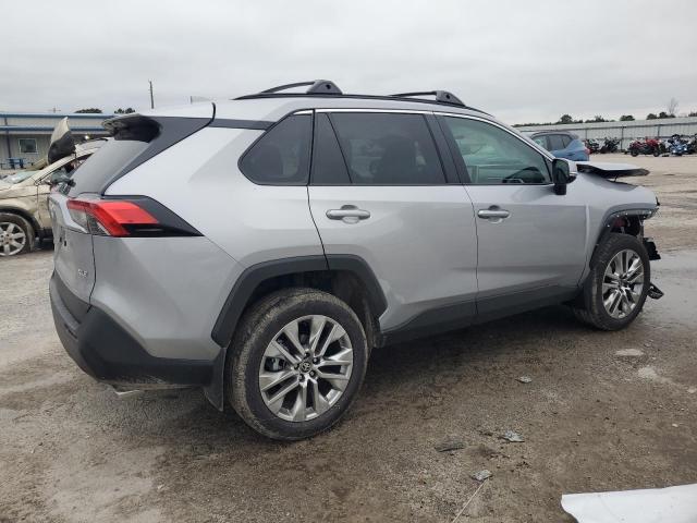 2025 TOYOTA RAV4 XLE P #3296342435
