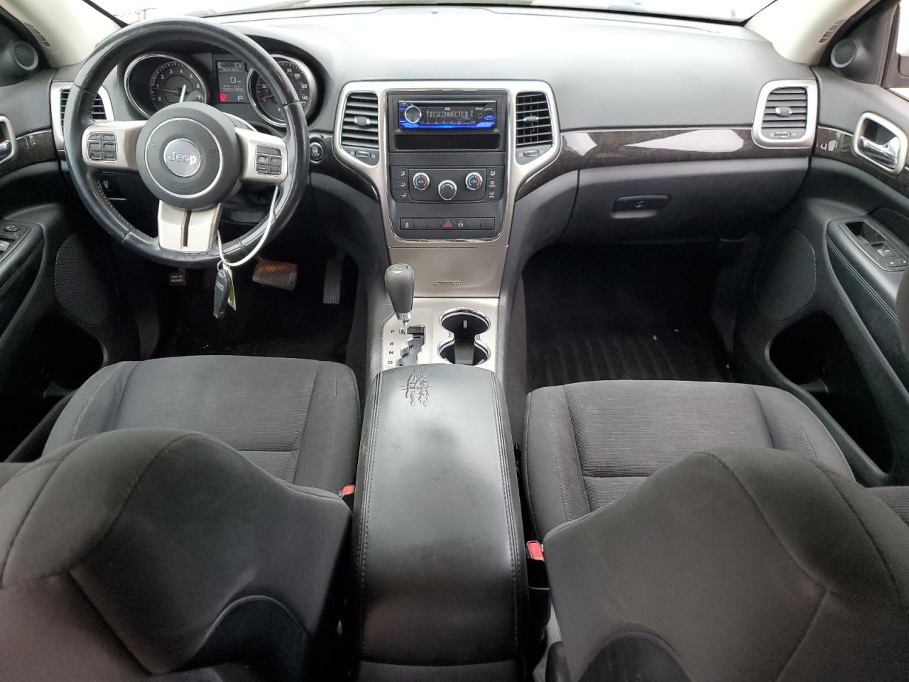 JEEP GRAND CHEROKEE LAREDO