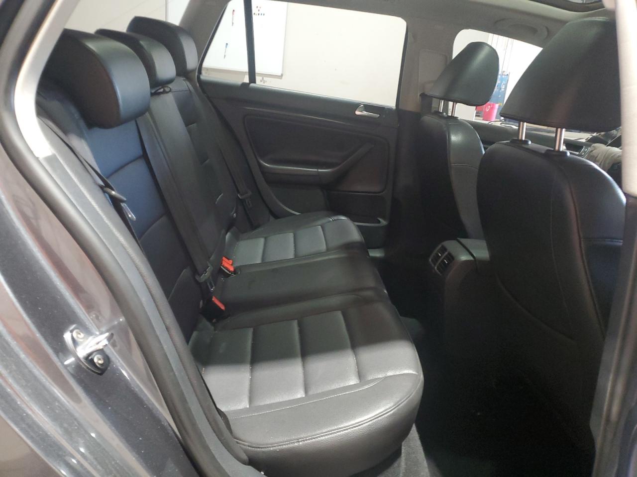 VOLKSWAGEN JETTA TDI