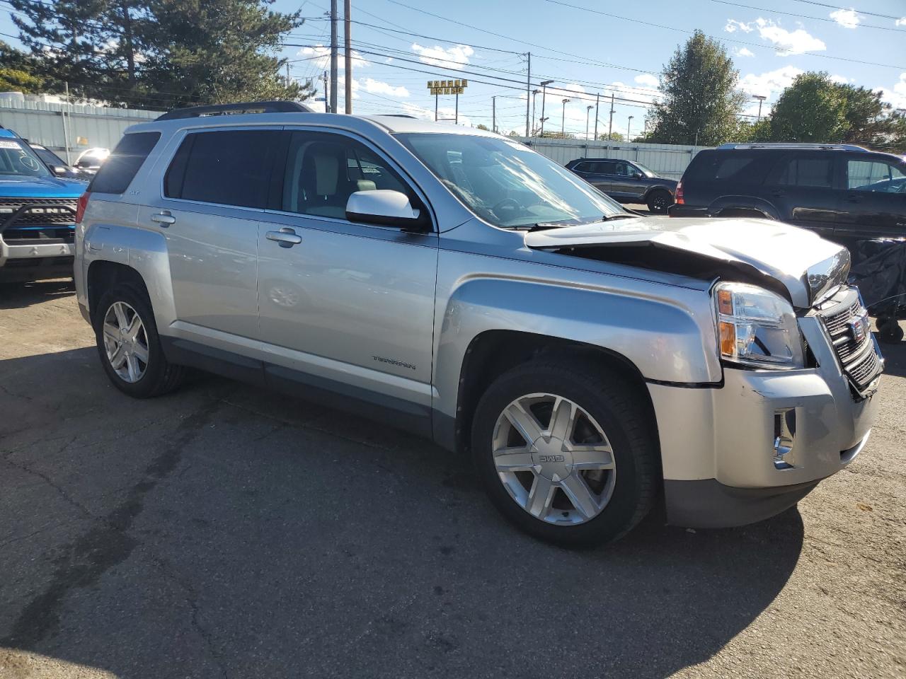 GMC TERRAIN SLT