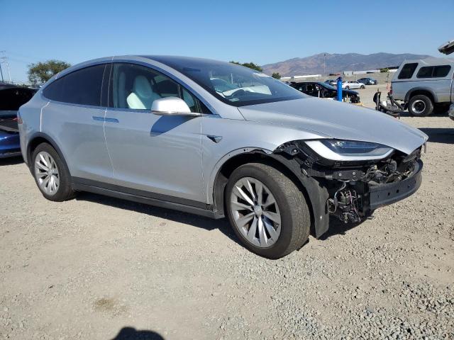 2018 TESLA MODEL X 5YJXCAE21JF117787