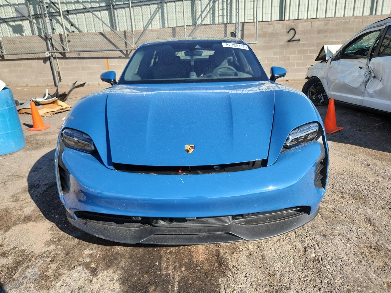 PORSCHE TAYCAN GTS SPORT TURISMO