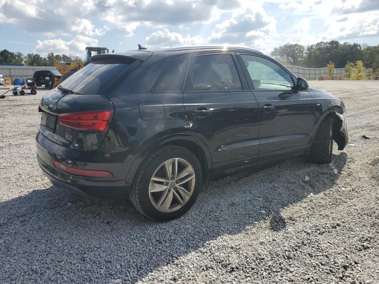 AUDI Q3 PREMIUM