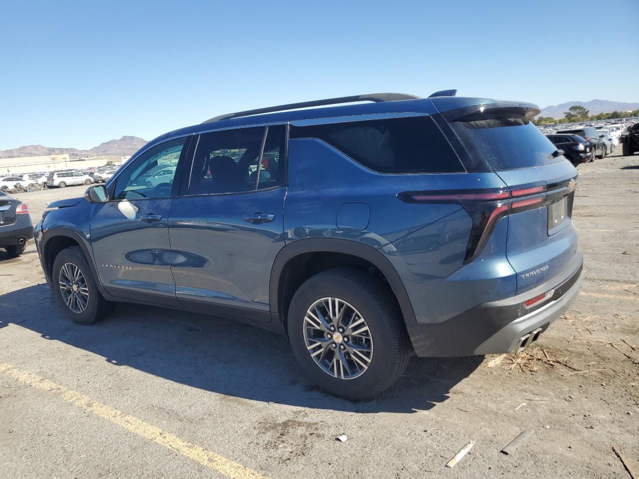 CHEVROLET TRAVERSE LT