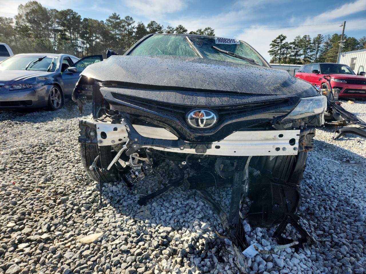 TOYOTA CAMRY SE NIGHT SHADE