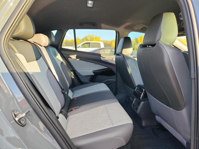 2024 VOLKSWAGEN ID.4 - 1V2BMPE88RC021273