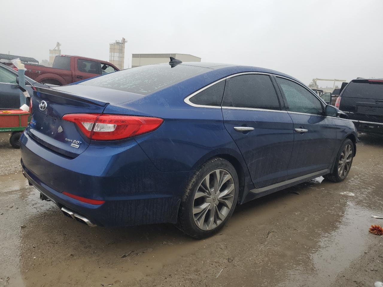 HYUNDAI SONATA SPORT