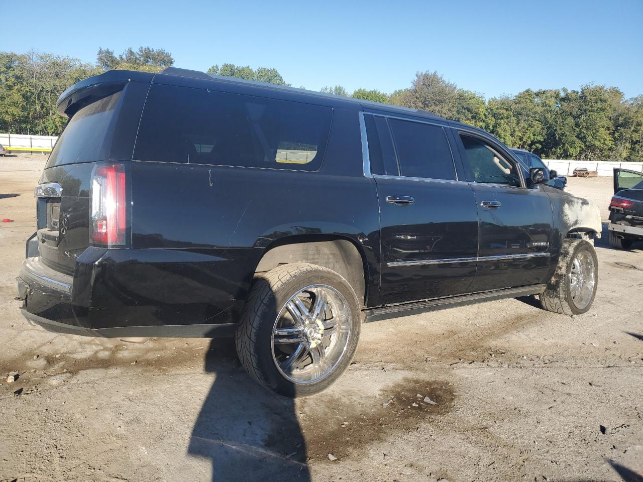 GMC YUKON DENALI