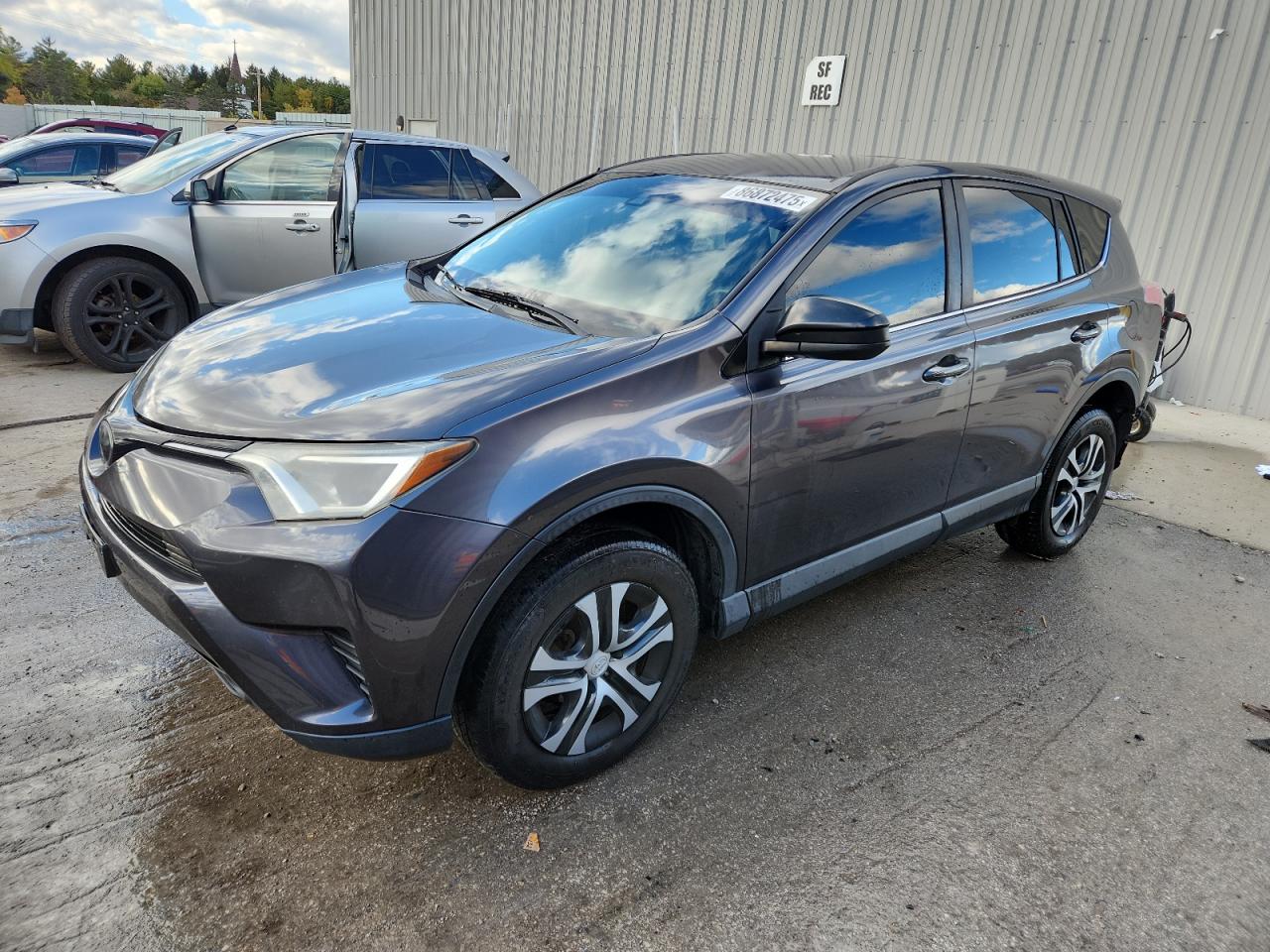 TOYOTA RAV4 LE