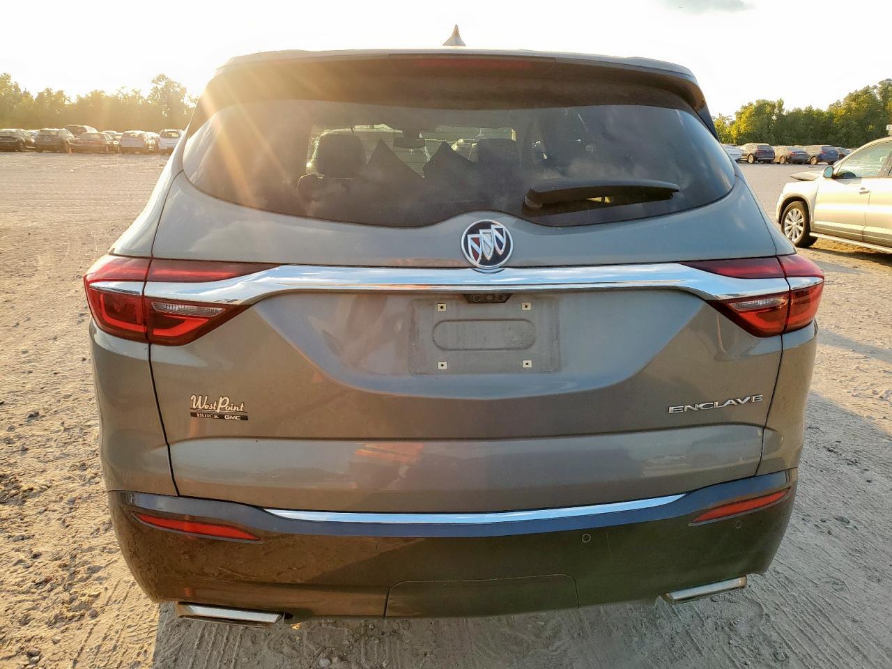 BUICK ENCLAVE ESSENCE