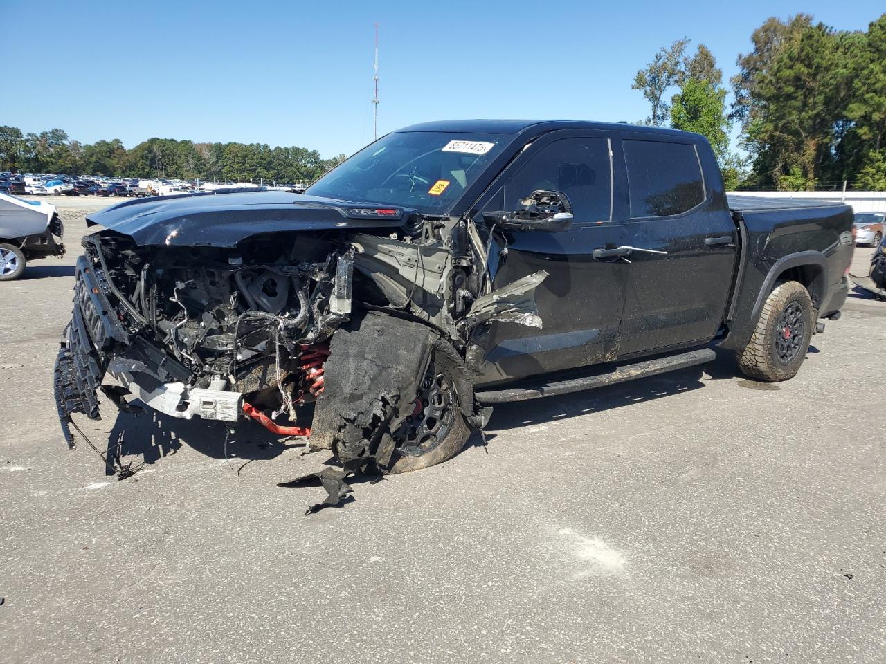 TOYOTA TUNDRA CREWMAX LIMITED