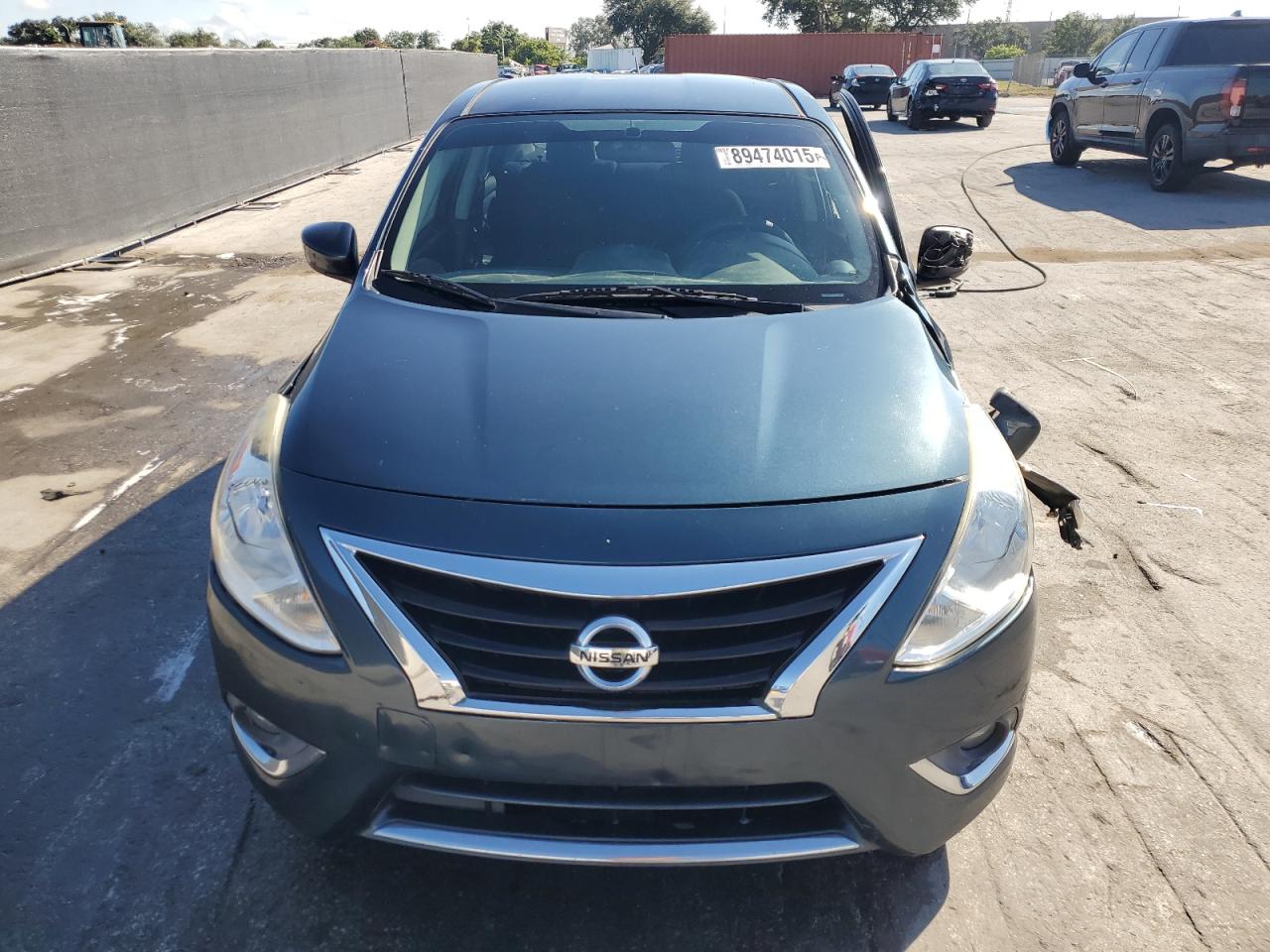 NISSAN VERSA S