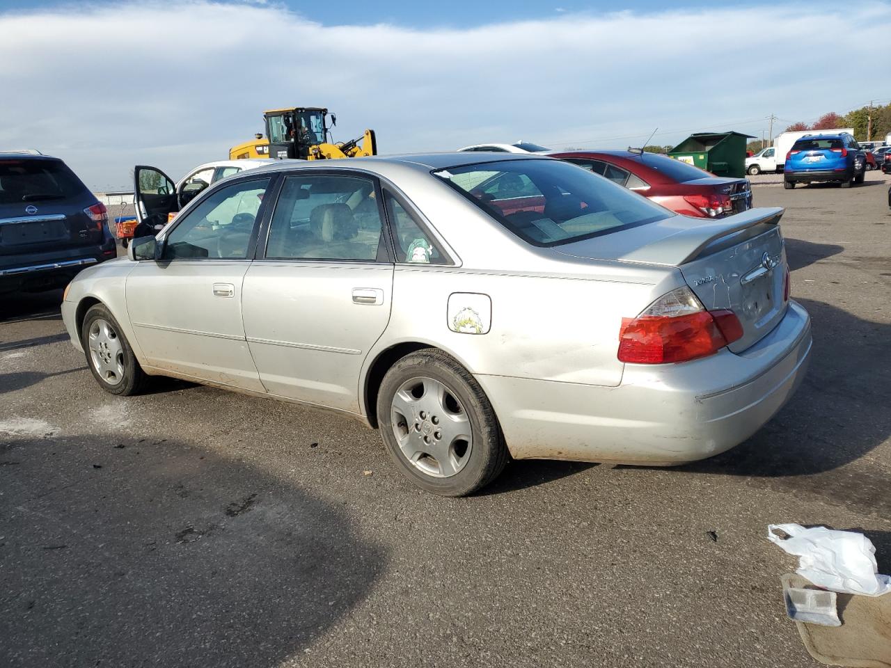 Lot #3274697800 2003 TOYOTA AVALON XL