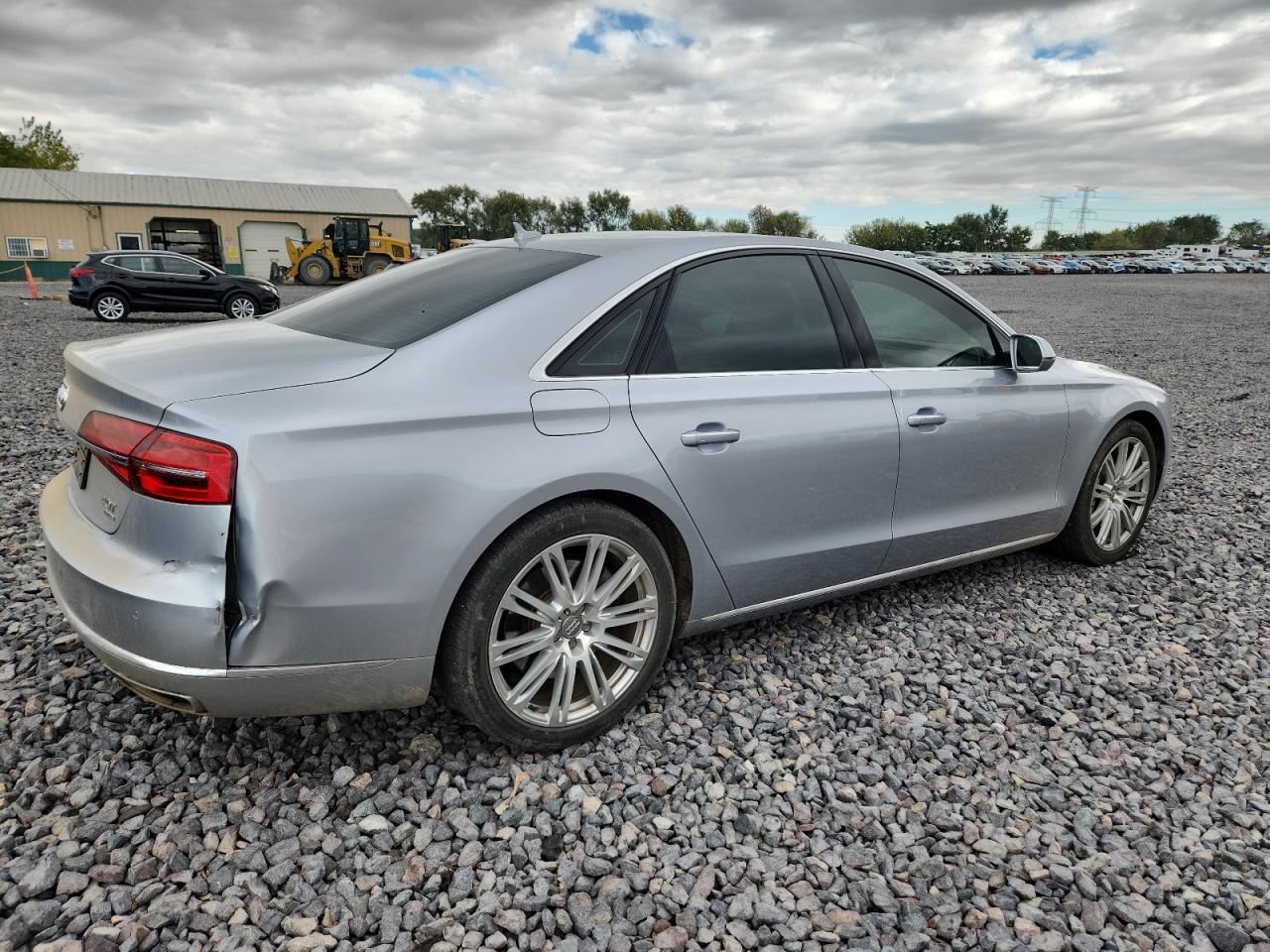 AUDI A8 QUATTRO