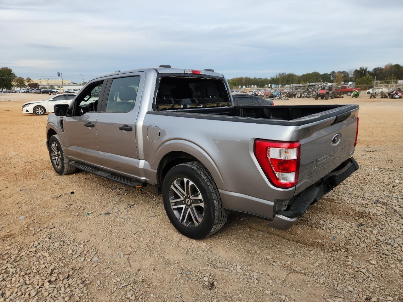FORD F-150 SUPERCREW