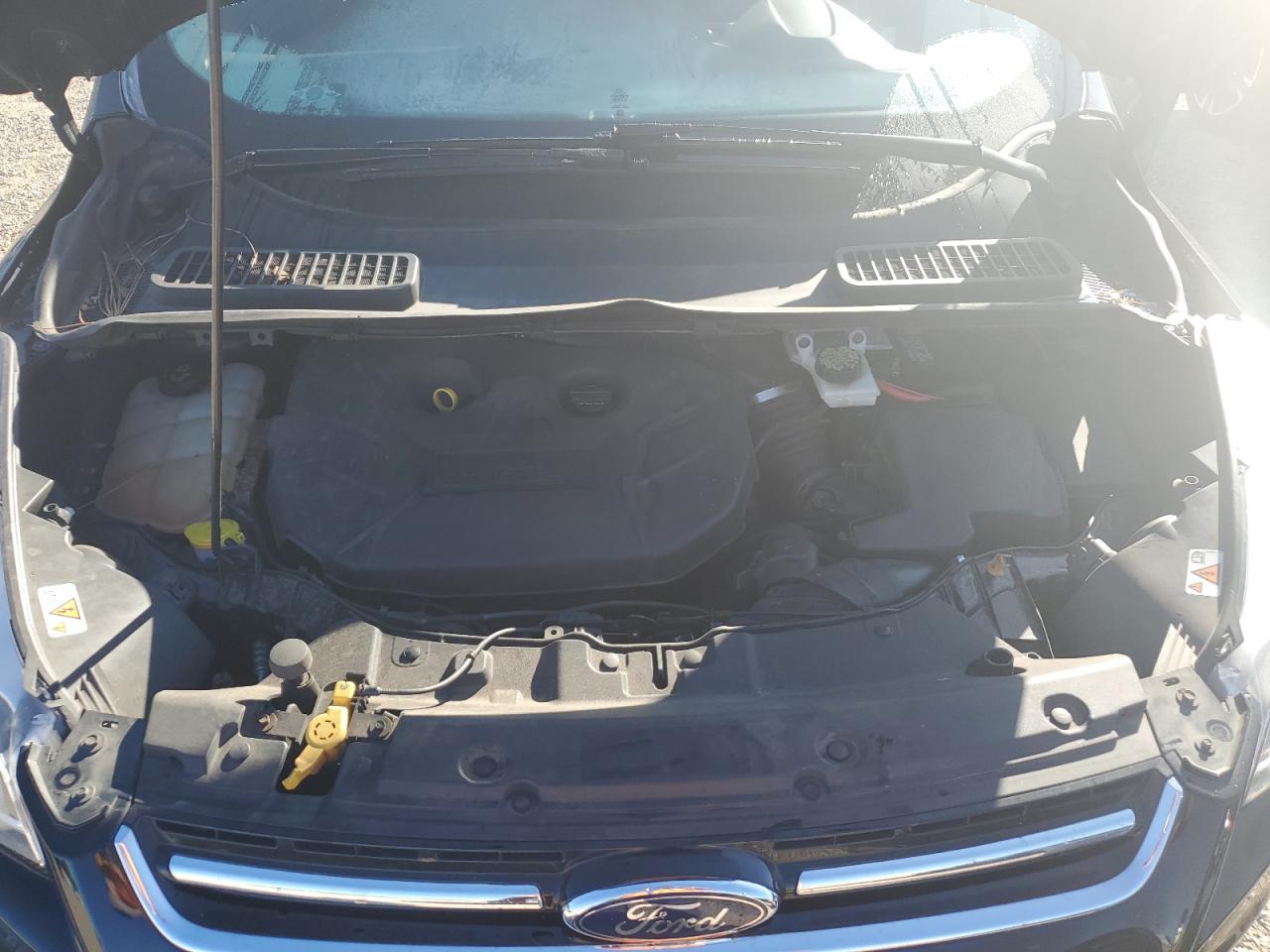 FORD ESCAPE TITANIUM