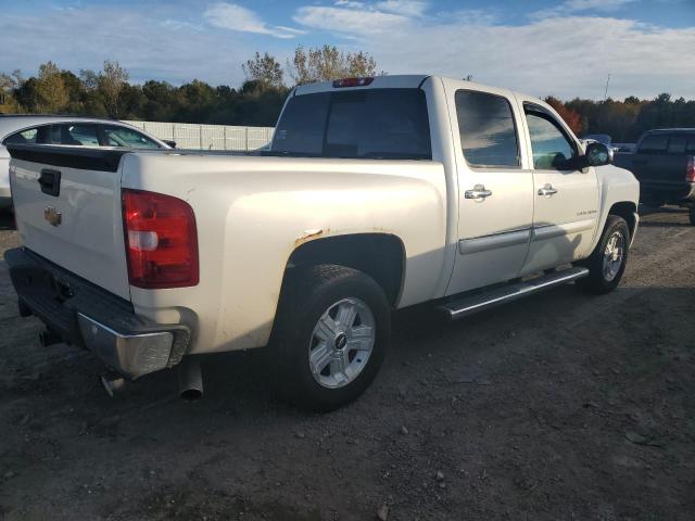 2011 CHEVROLET SILVERADO - 3GCPKTE35BG157549